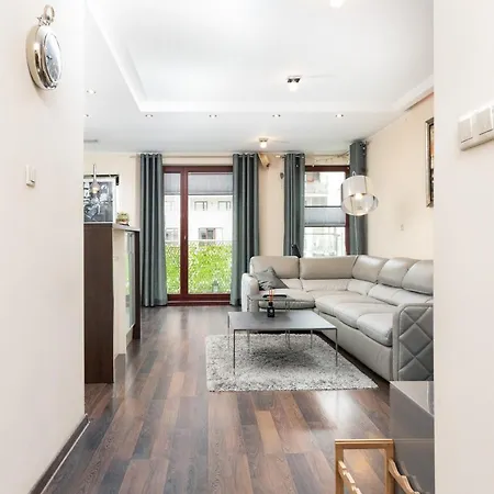 Drzewieckiego By Renters Apartment